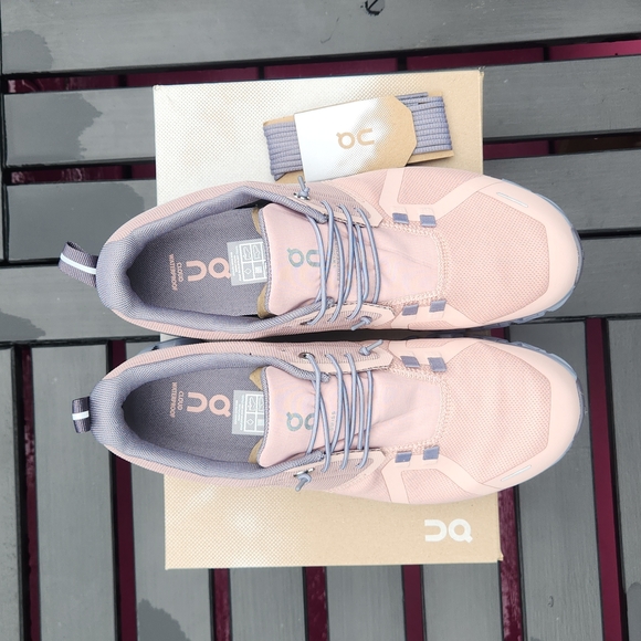 On Running Cloud 5 Waterproof Sneakers - Picture 7 of 15